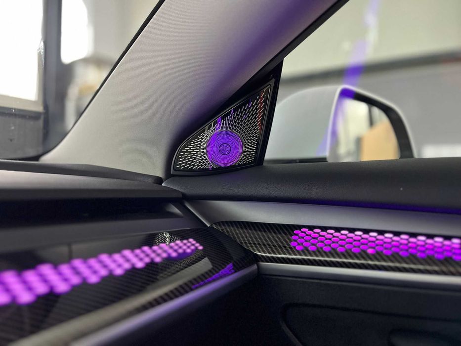 Lumini ambientale LED dedicate TESLA