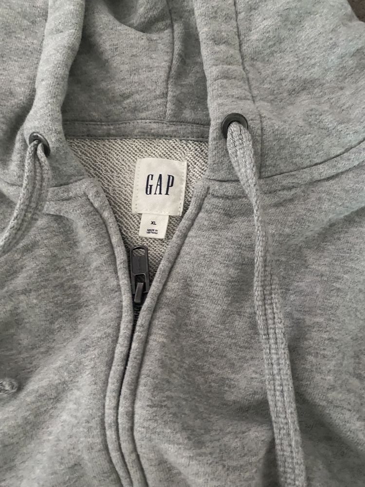 Нов мъжки суетчър Gap xl