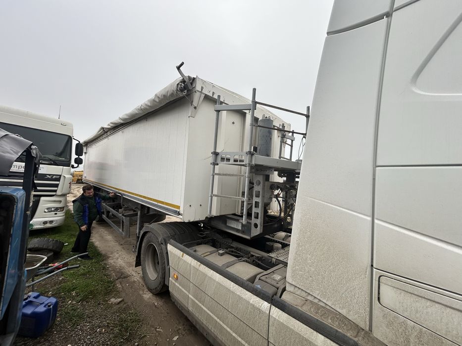 De vanzare remorca SCHMITZ