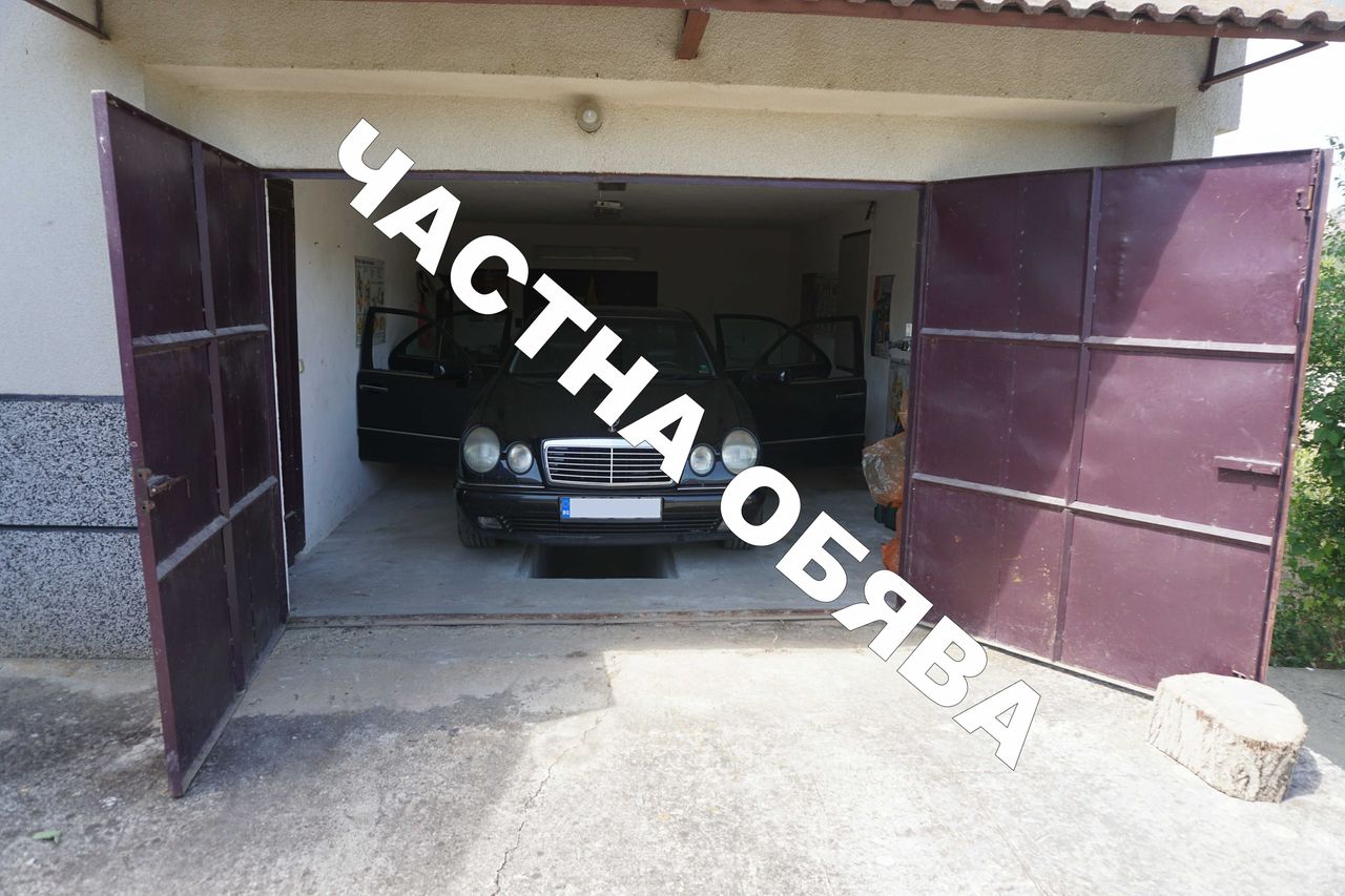 Продава се Къща в с. Комунари, Област Варна - 274 кв.м за 438 €/кв.м - Снимка #18