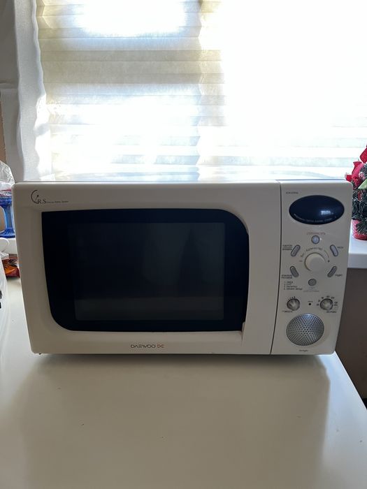 Микроволновая печь с радио