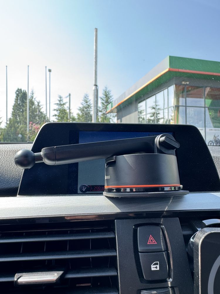 Baseus suport cu incarcare wireless