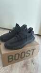 Yeezy 350 black с кутия