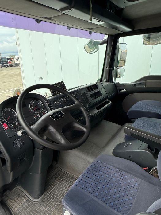 Vând MAN TGM   18 T școală șoferi