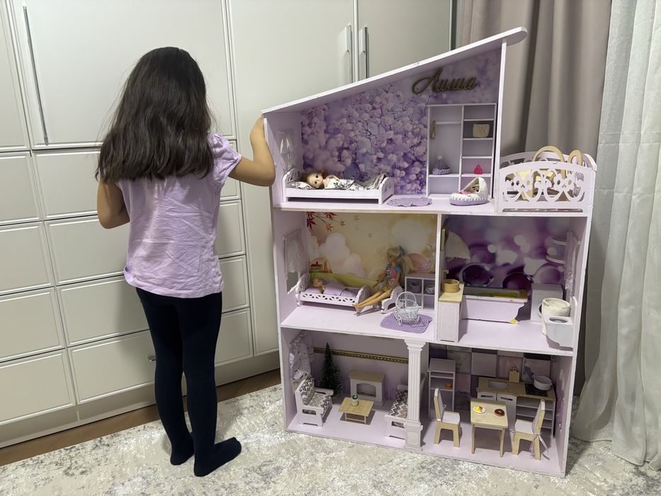 Кукольный домик б/у