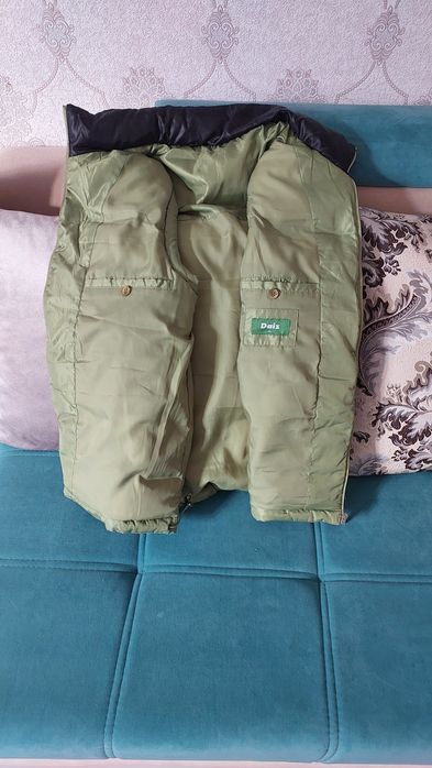 Продам новую желетку.