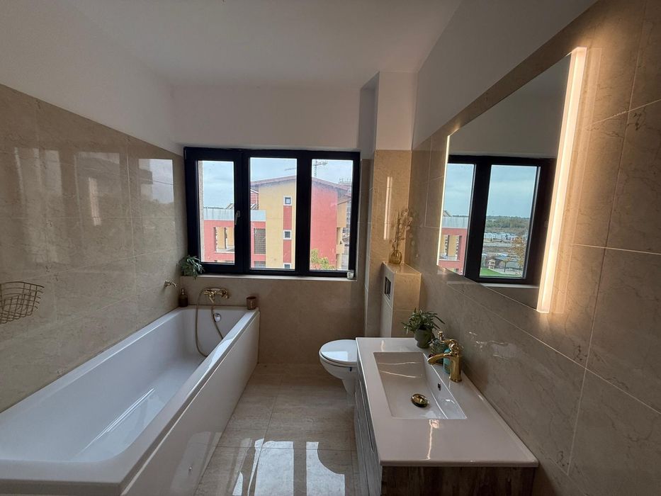 Apartament  3 camere