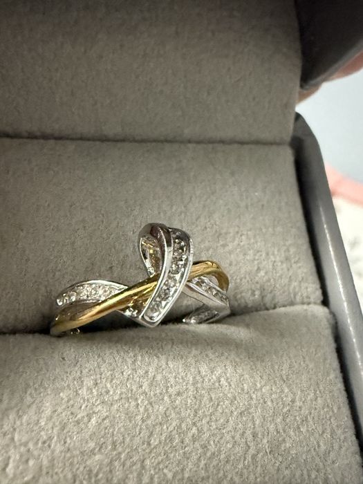 Бриллиантовое кольцо