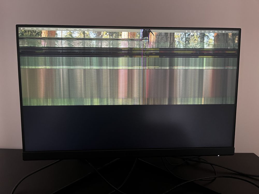 монитор MSI Optix G241 - счупен
