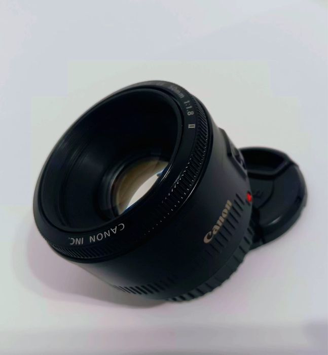 Aparat foto Canon 1200D