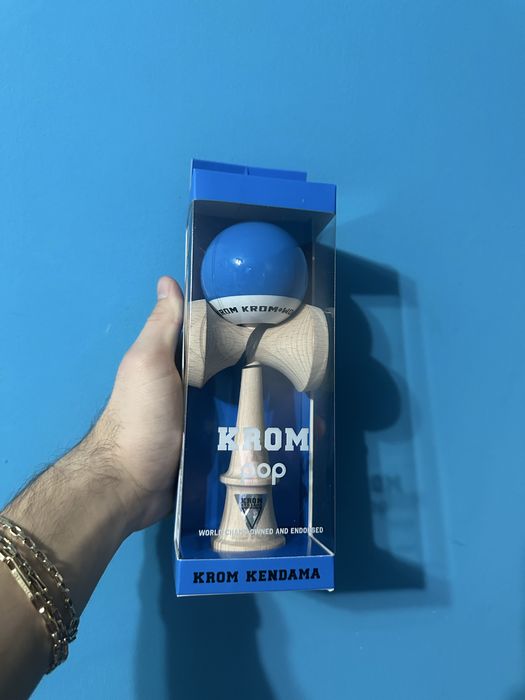 Kendama krom pop noua