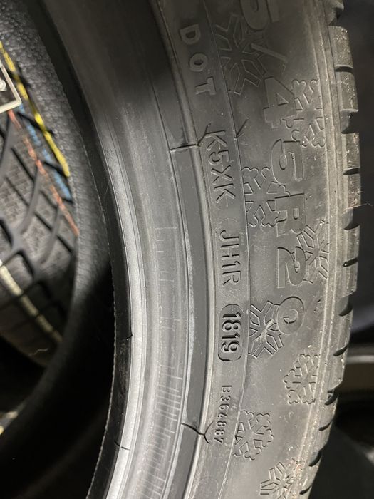 4 anvelope Noi Dunlop 265/45/20