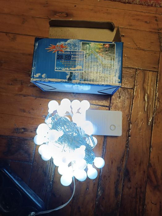 Ёлочная светящаяся гирлянда