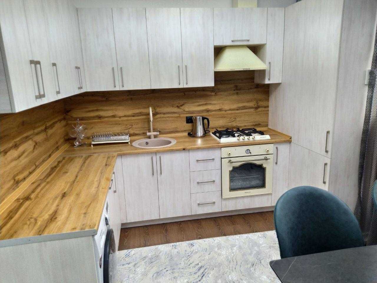 V572 ПРОДАЕТСЯ квартира Ц2 Алайский, Дархан ЖК Nur Namuna 3/5/9 71м2