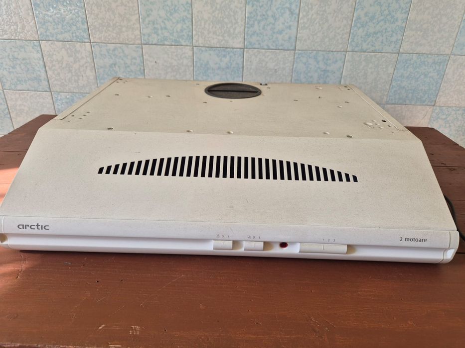 Hota bucatarie Arctic