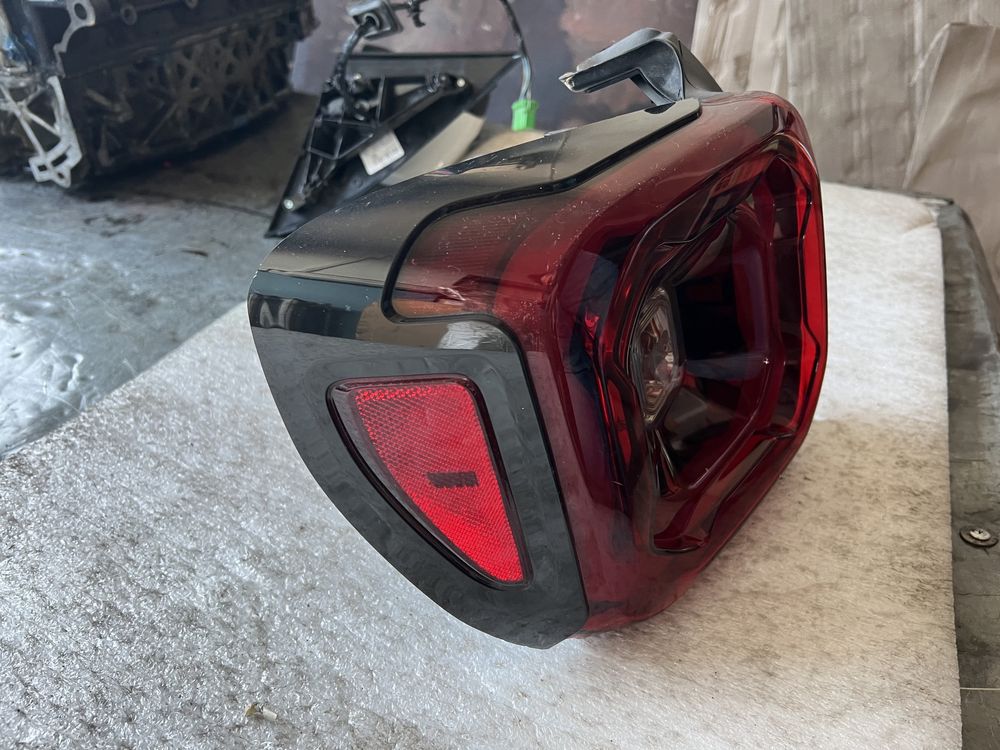 Lampa stop stanga spate Jeep Renegade