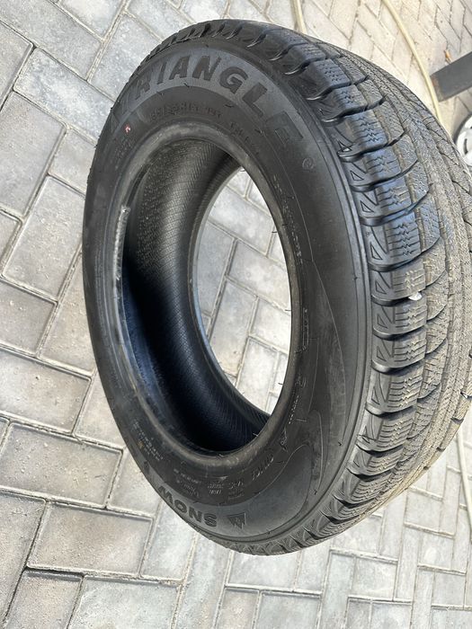 Зимние шины 185/65/15