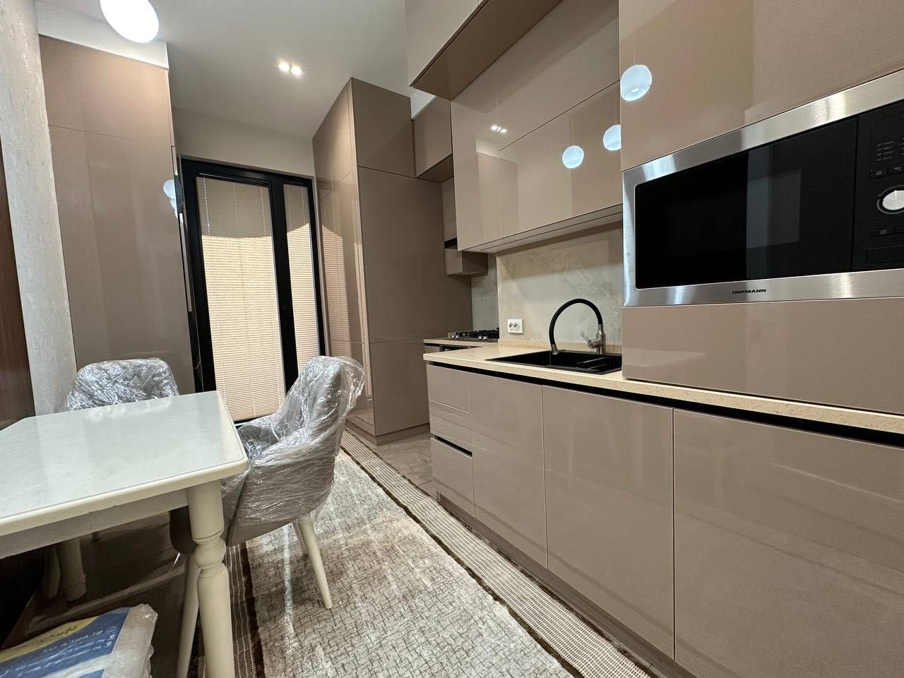Parkwood Продается 3 комнатная квартира ремонт Госпитальный Мирабад