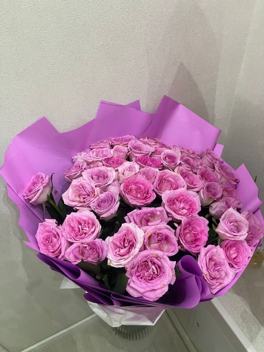 Срочно продам свежий,  букет роз