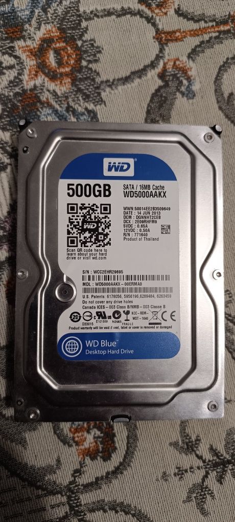 Hard disk WD Blue 500GB și Seagate Baracuda 500GB