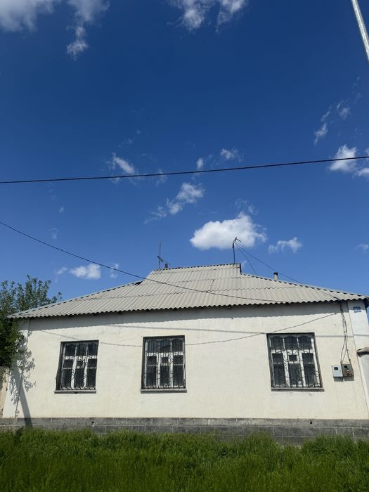 Уй сатылады , продам дом