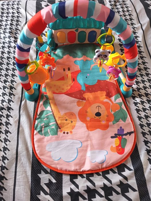 Vand saltea de activitati cu sunet