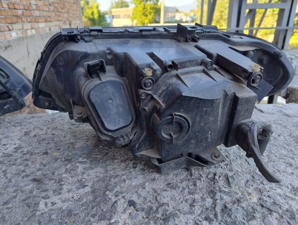 Фейслифт ксенон фарове за БМВ Х5 Е53 bmw x5 e53
