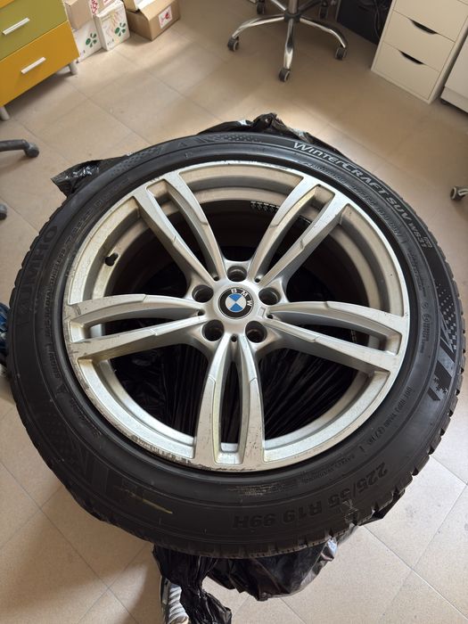19 BMW джанти със зимни гуми
