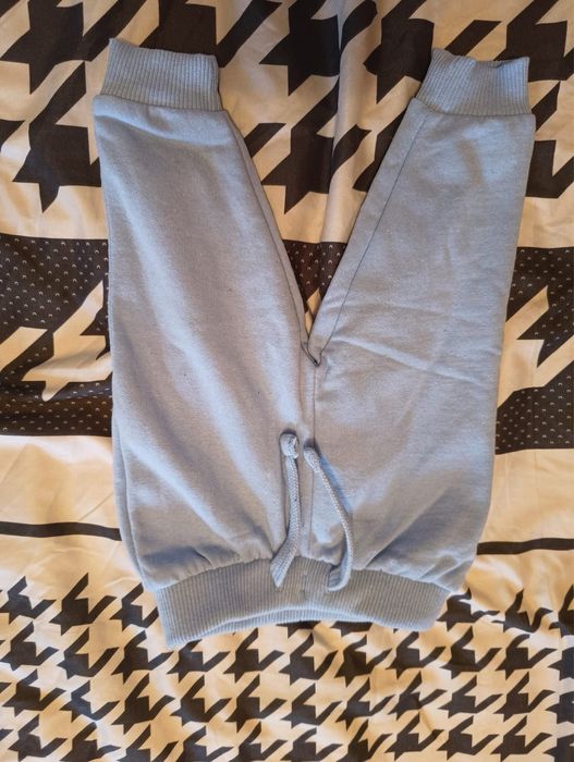 Vand lot de haine pentru sezon rece