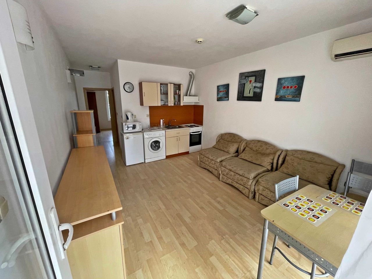 Продава се Двустаен апартамент в к.к. Слънчев бряг - 50 кв.м за 980 €/кв.м - Снимка #3