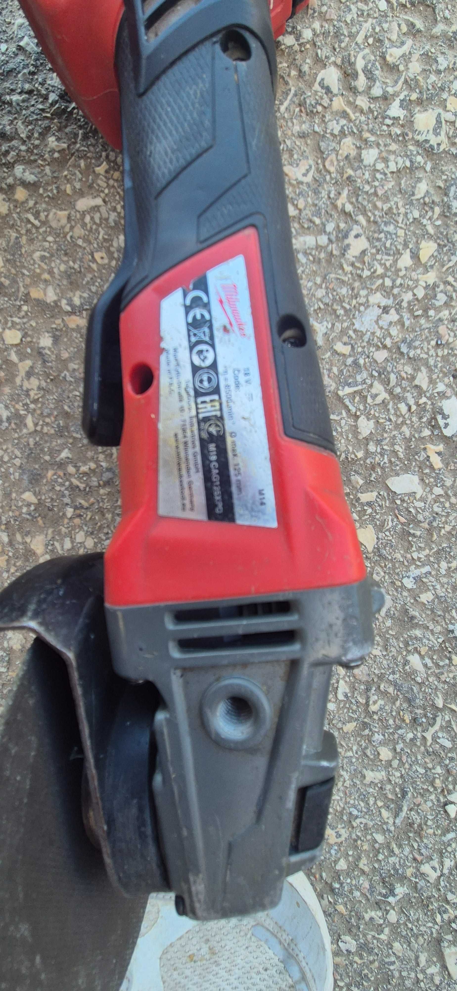 Milwaukee M18 CAG125XPD