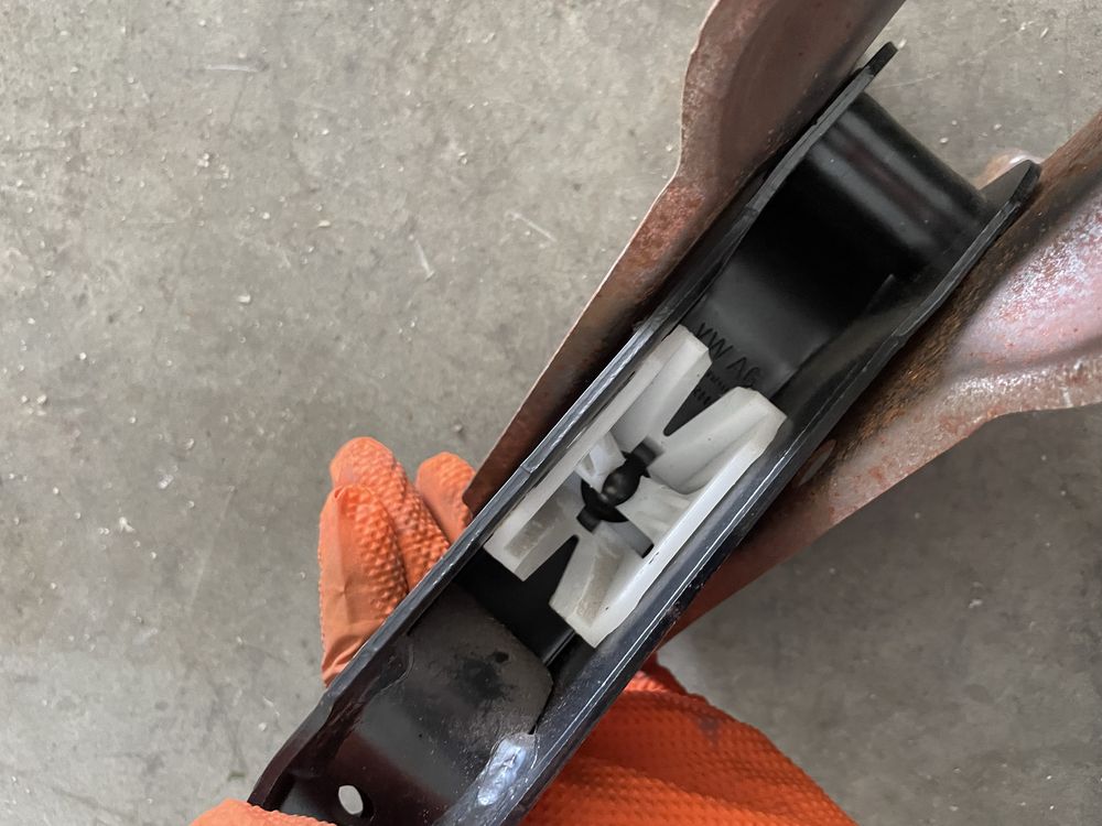Pedala frana + suport + siguranta VW passat b6 b7 cc europa