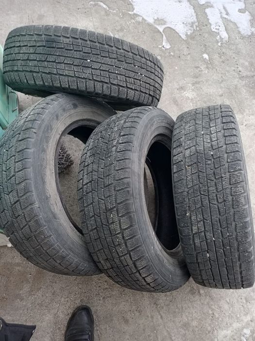 Продам шины на 15