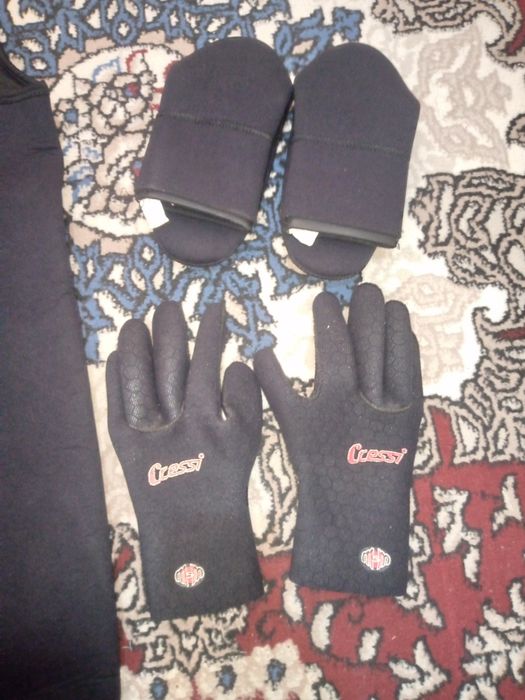 Сув ости гийим сотилади