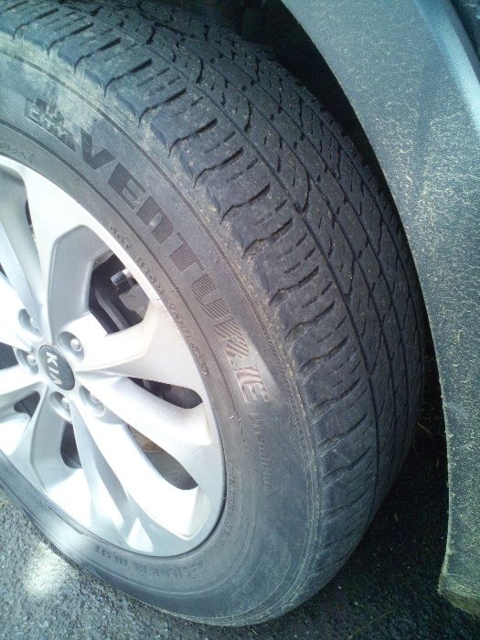 Vând 4 anvelope de vară 235/60/R18-103H - VENTURE - Premium fără Jante