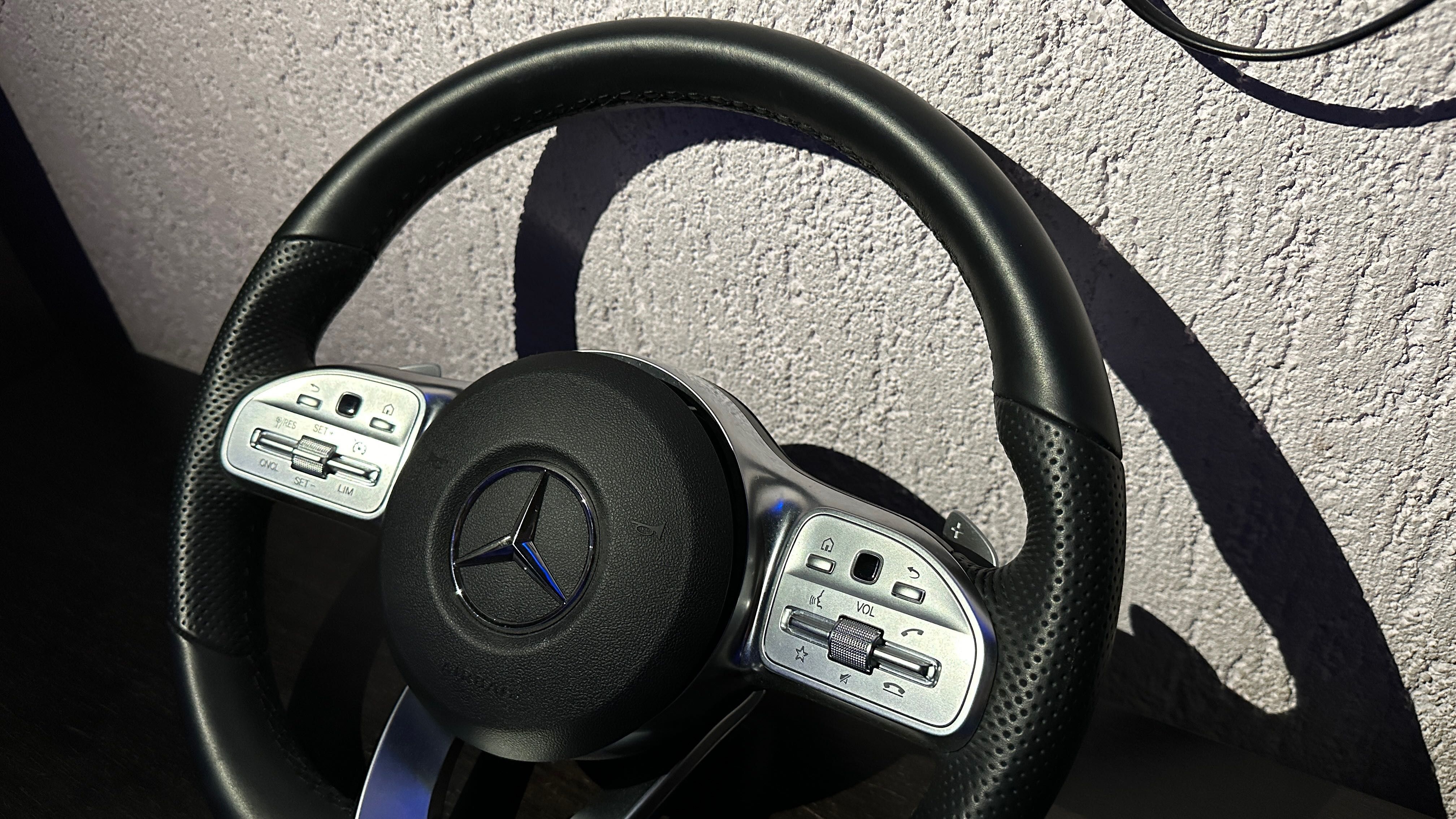 Волан за Mercedes-benz