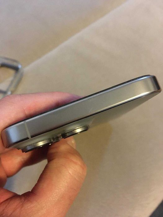 Iphone 16 PRO MAX Istyle 10/10 Garantie Baterie 100%