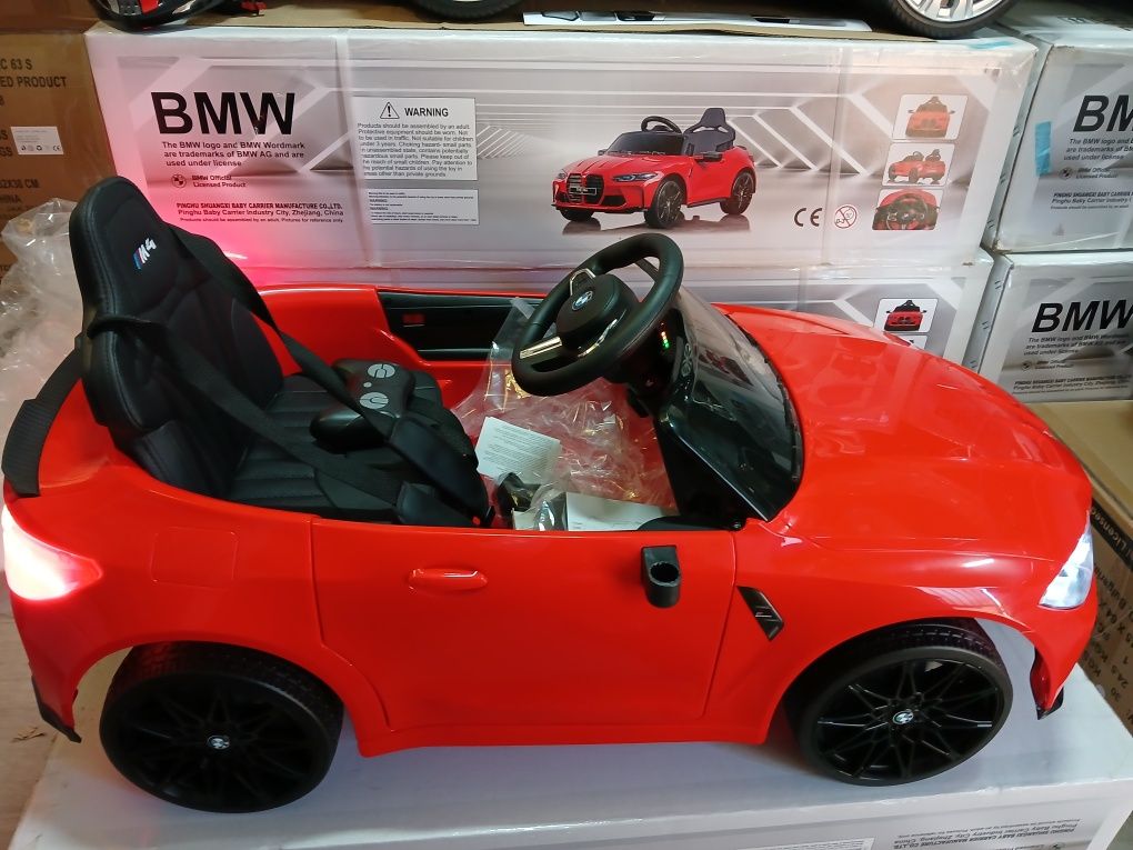 Чисто нови!Топ цена!Акумулаторна кола BMW M4 меки гуми,дистанционно,