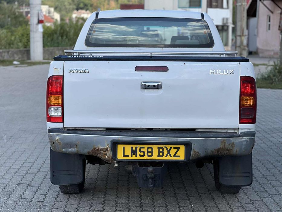 Toyota hilux 2.5D4D 4x4 2009 blocaj  de sateliti
