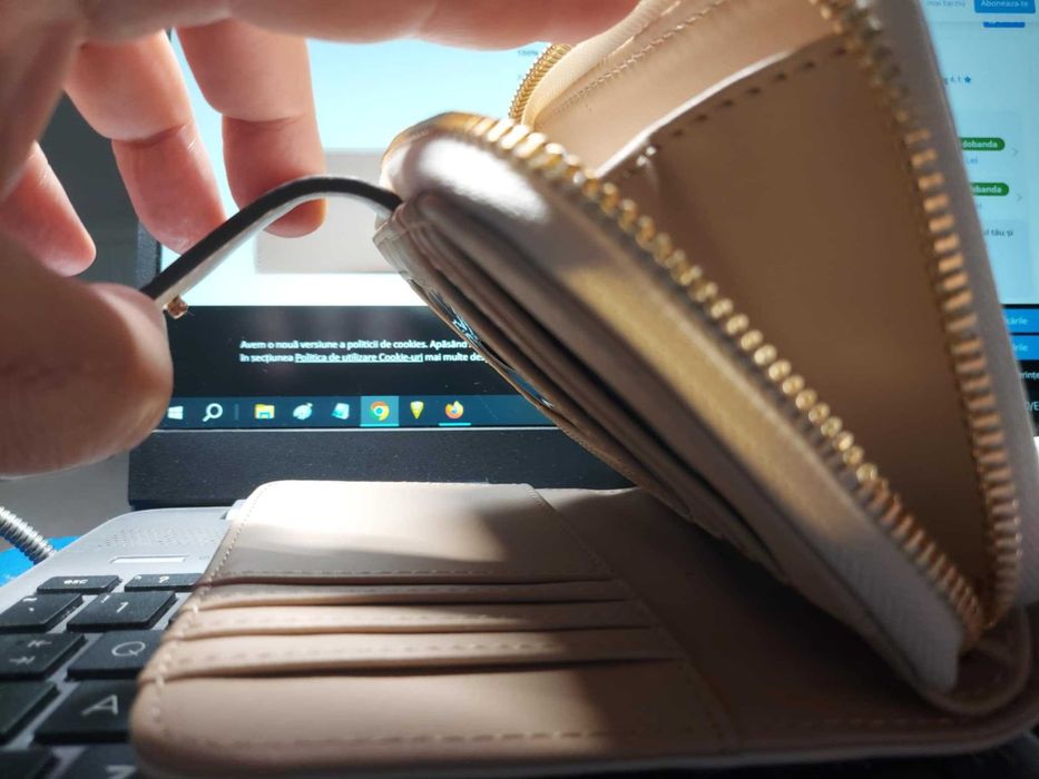 Guess, Portofel de piele ecologica cu fermoar Los Angeles