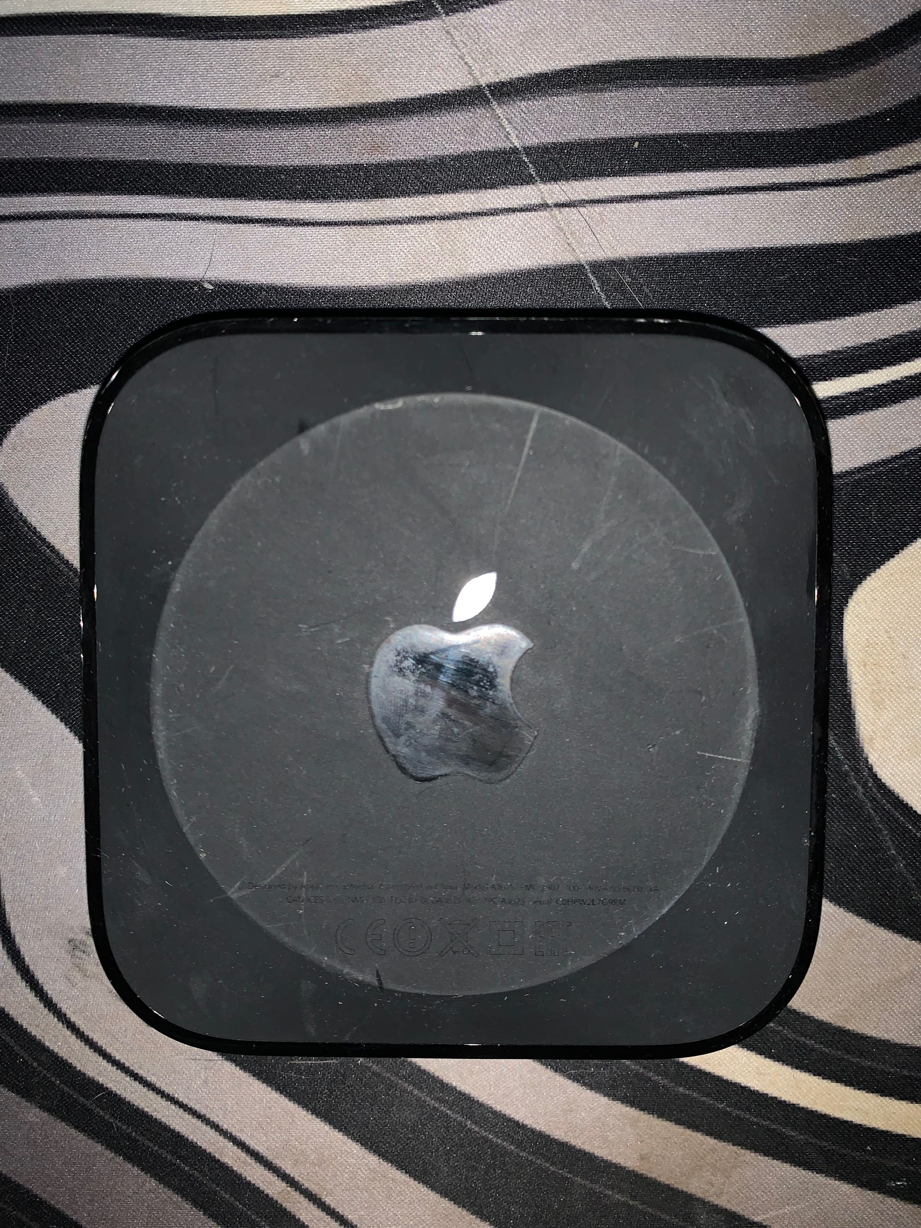 Apple TV 4K A1842 изрядно състояние