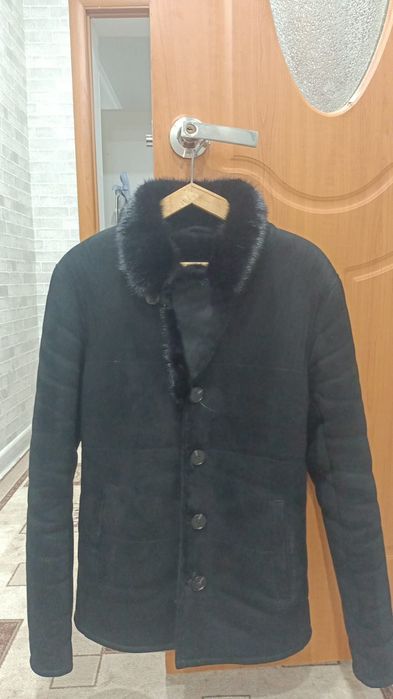 Продам мужскую дубленку