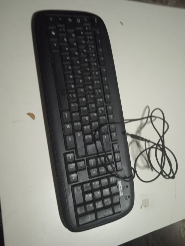 Vând tastatură de laptop sau pentru calculator