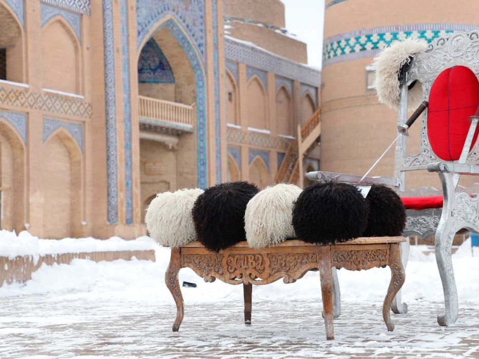 Зимние сокровища древней Хивы: Экскурсия путешествие в сказку с гидом