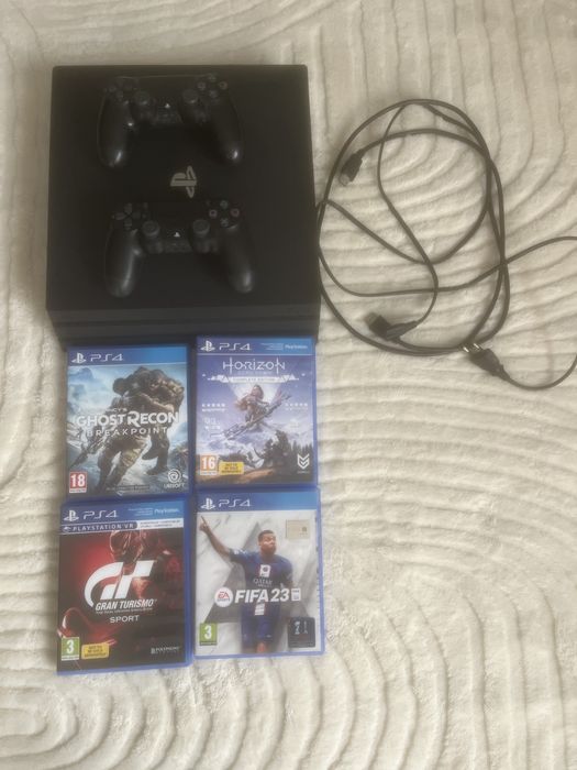 Здравейте продавам Ps 4pro