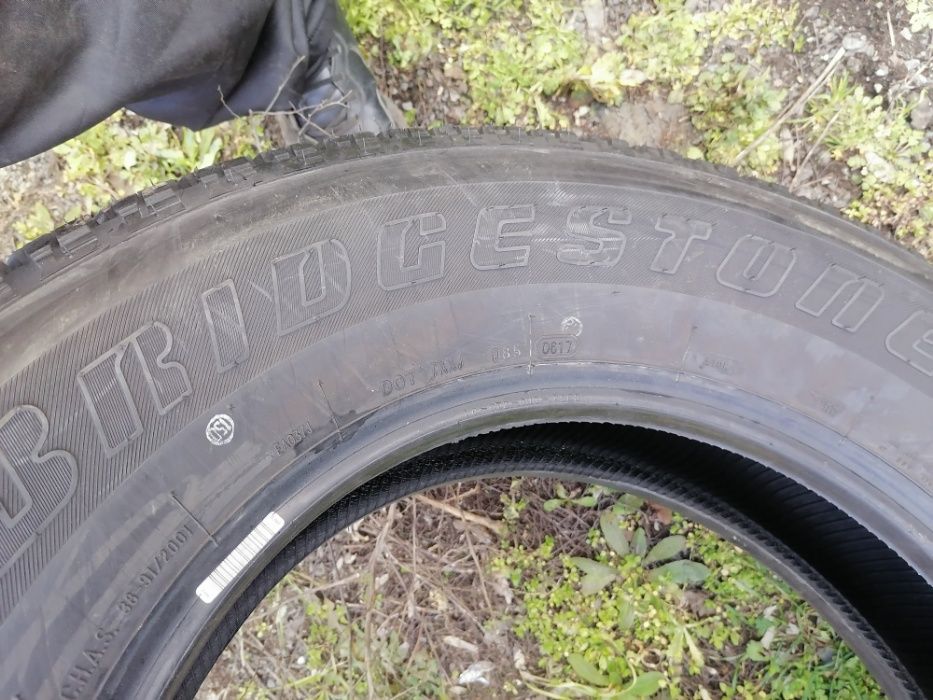 4 бр. нови ВСЕСЕЗОННИ гуми BRIDGESTONE 255 70 18 DOT 0617