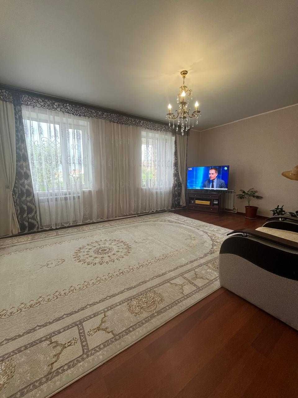4х-комнатный коттедж в мкр Северо-западаный