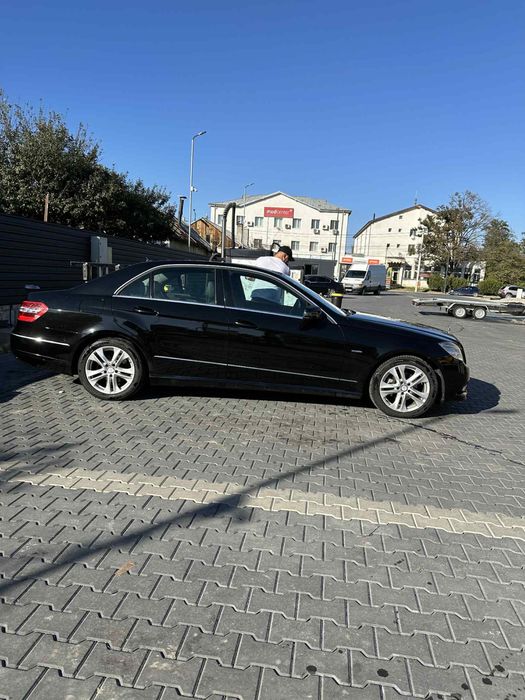 Mercedes E Class W212 E200 136 CP