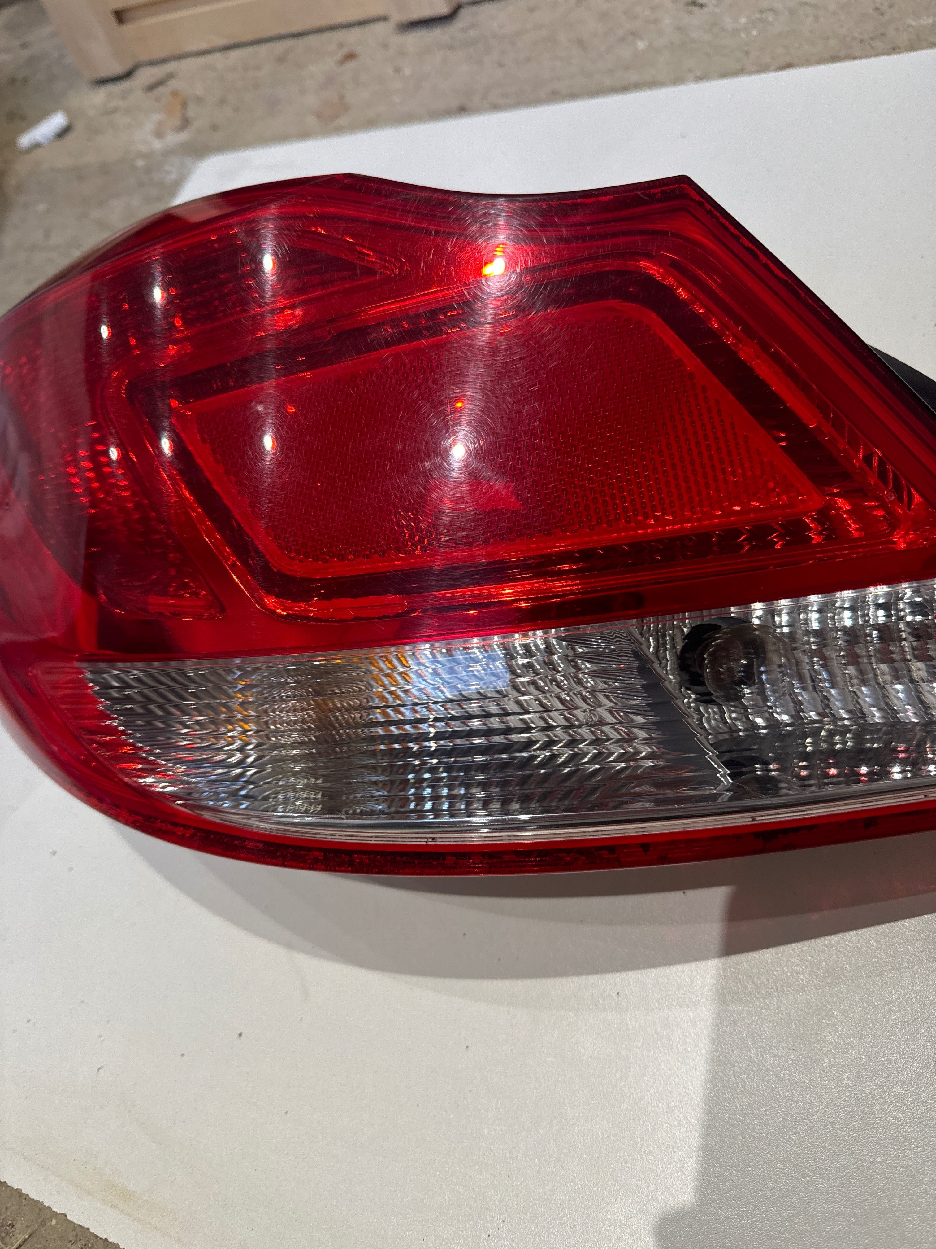 Opel Insignia задни светлини стопове
