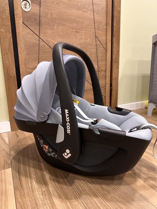 Maxi-Cosi Стол за кола-кошница Pebble 360